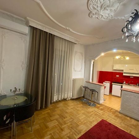 Apartment With Balcony And Ac Next To Danube Budapest Extérieur photo
