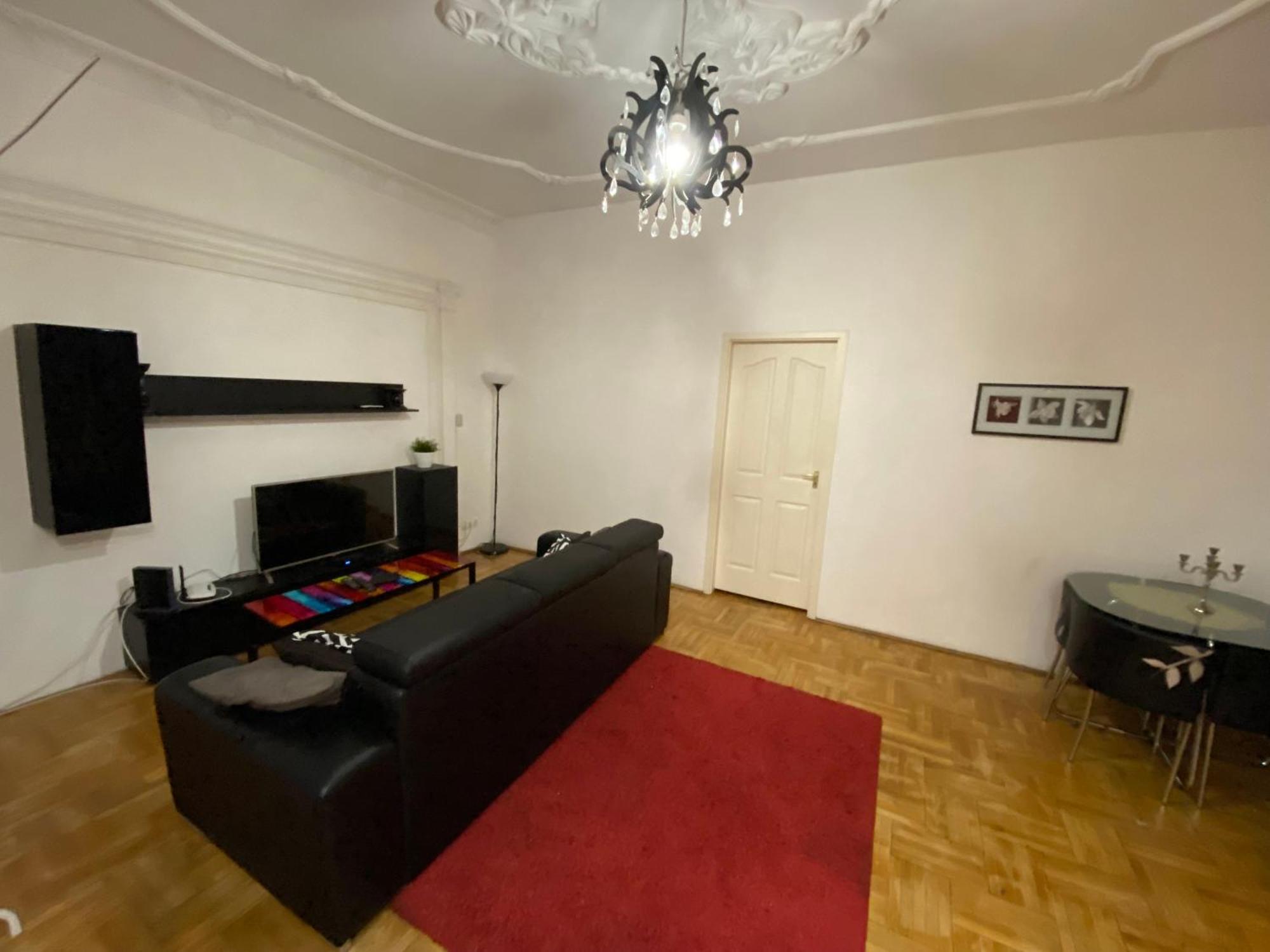 Apartment With Balcony And Ac Next To Danube Budapest Extérieur photo